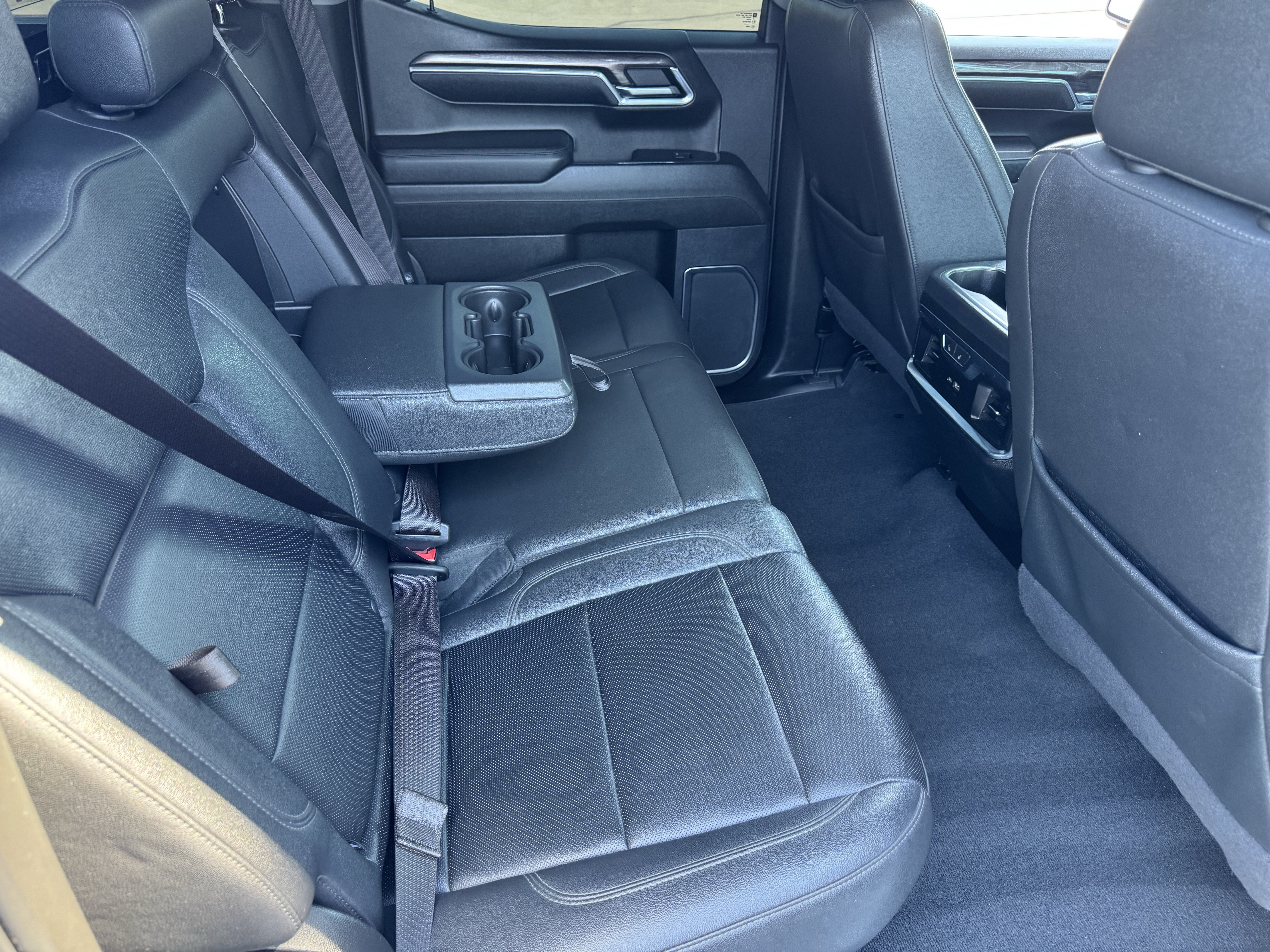 Certified 2023 Chevrolet Silverado 1500 LTZ w/ LTZ Convenience Package II AWD/4WD image 21