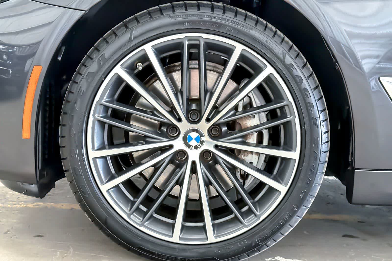 Used 2023 BMW 540i xDrive w/ Premium Package AWD/4WD image 26