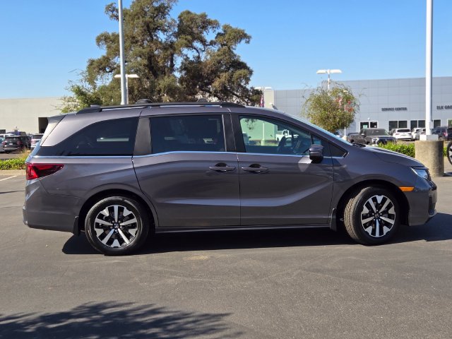 New 2027 Honda Odyssey EX-L image 3
