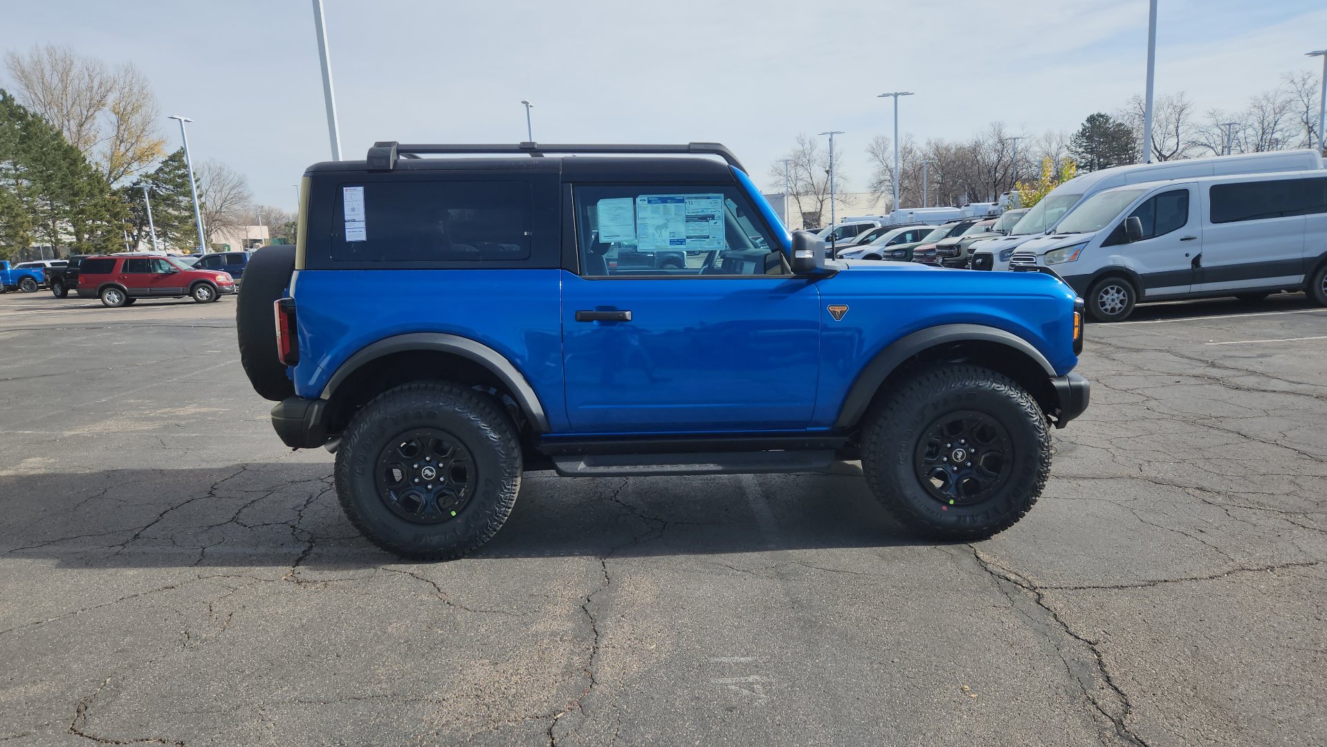 New 2025 Ford Bronco Badlands image 12