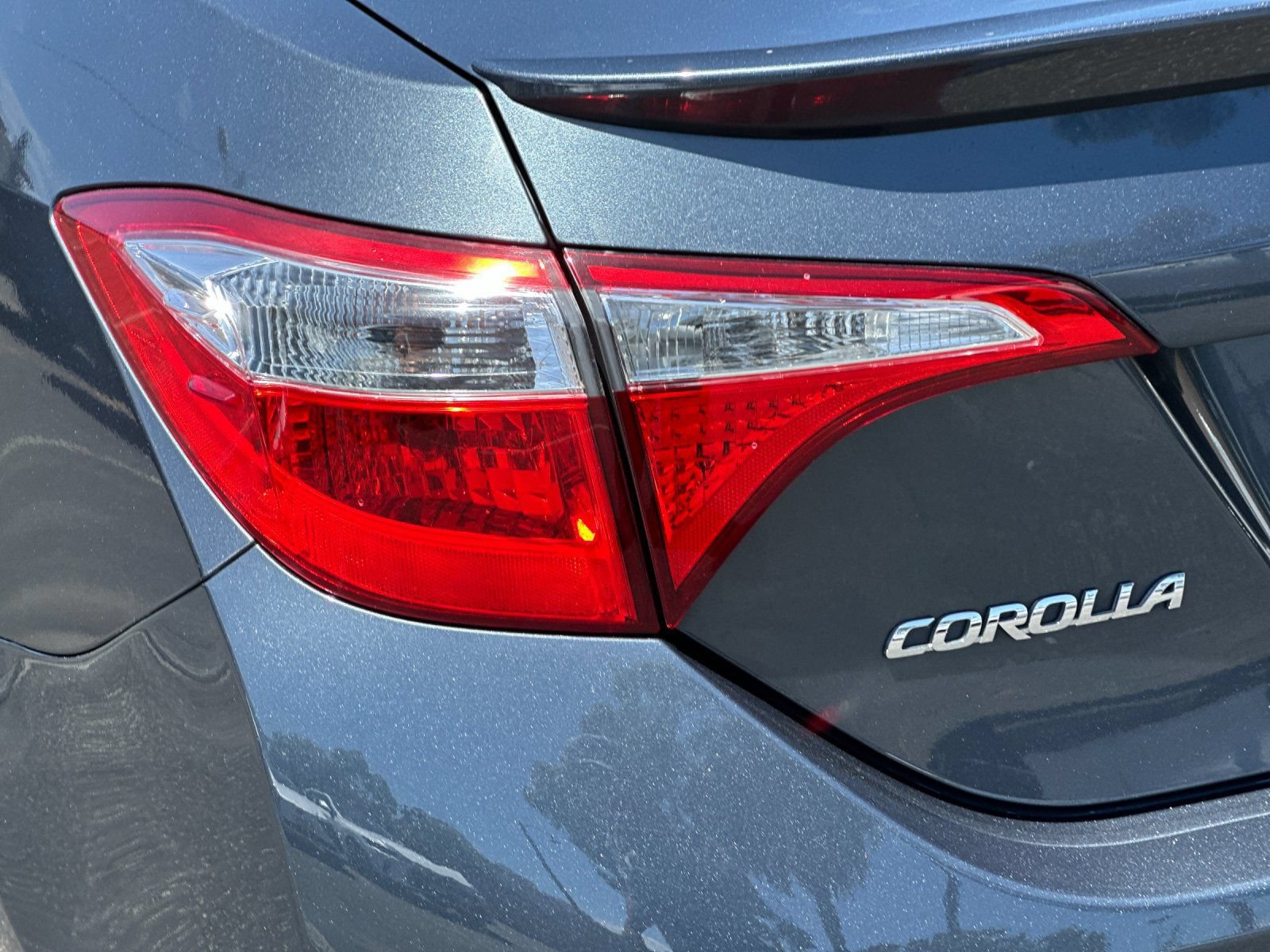 Used 2015 Toyota Corolla S Premium FWD image 30