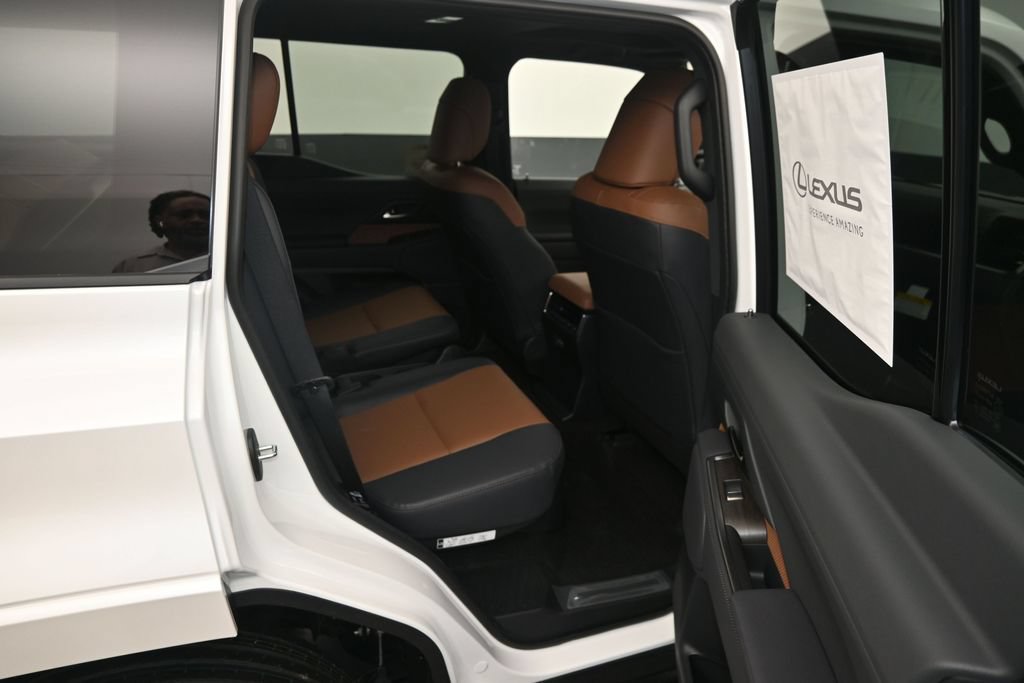New 2026 Lexus GX 550 AWD/4WD image 11