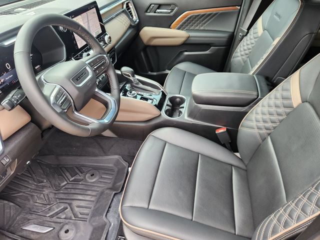 Used 2024 GMC Canyon Denali AWD/4WD image 4