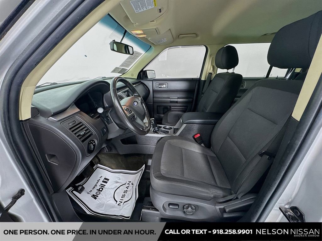 Used 2016 Ford Flex SE image 19