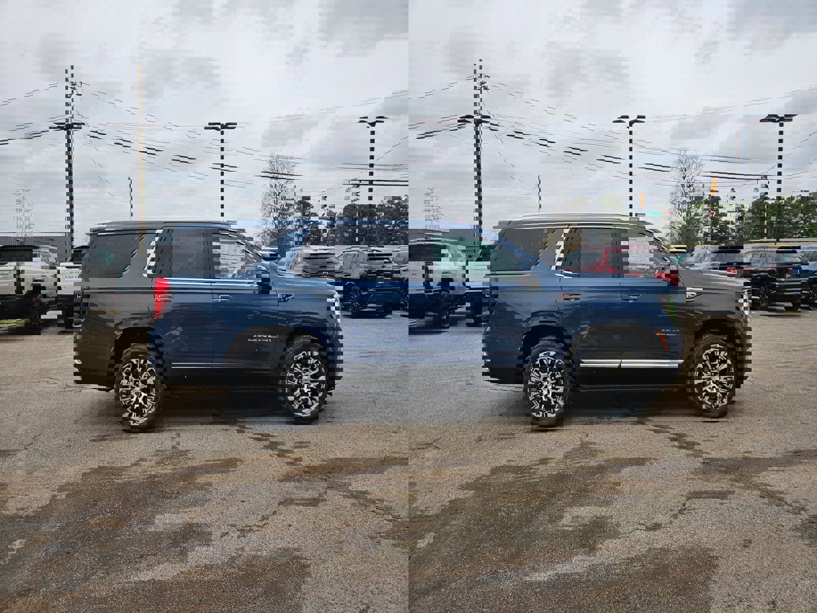 New 2026 GMC Yukon Denali AWD/4WD image 7