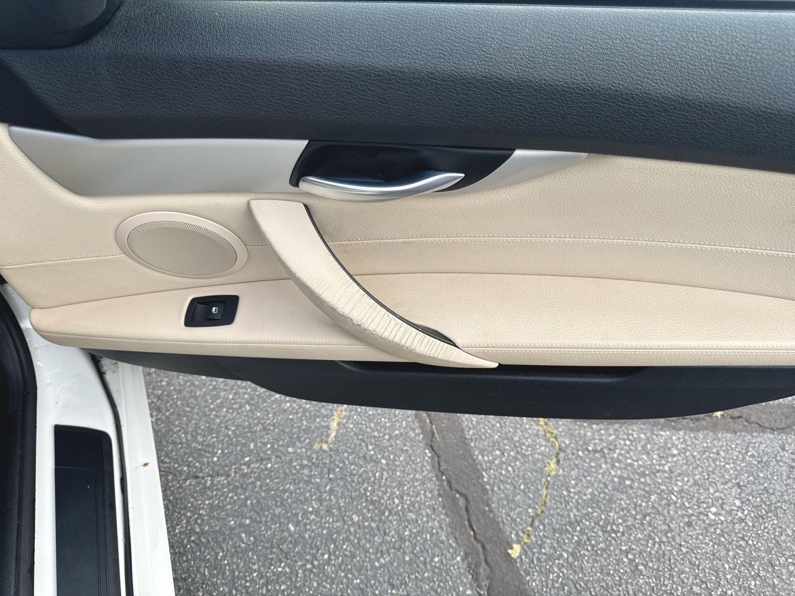 Used 2009 BMW Z4 sDrive30i RWD image 30