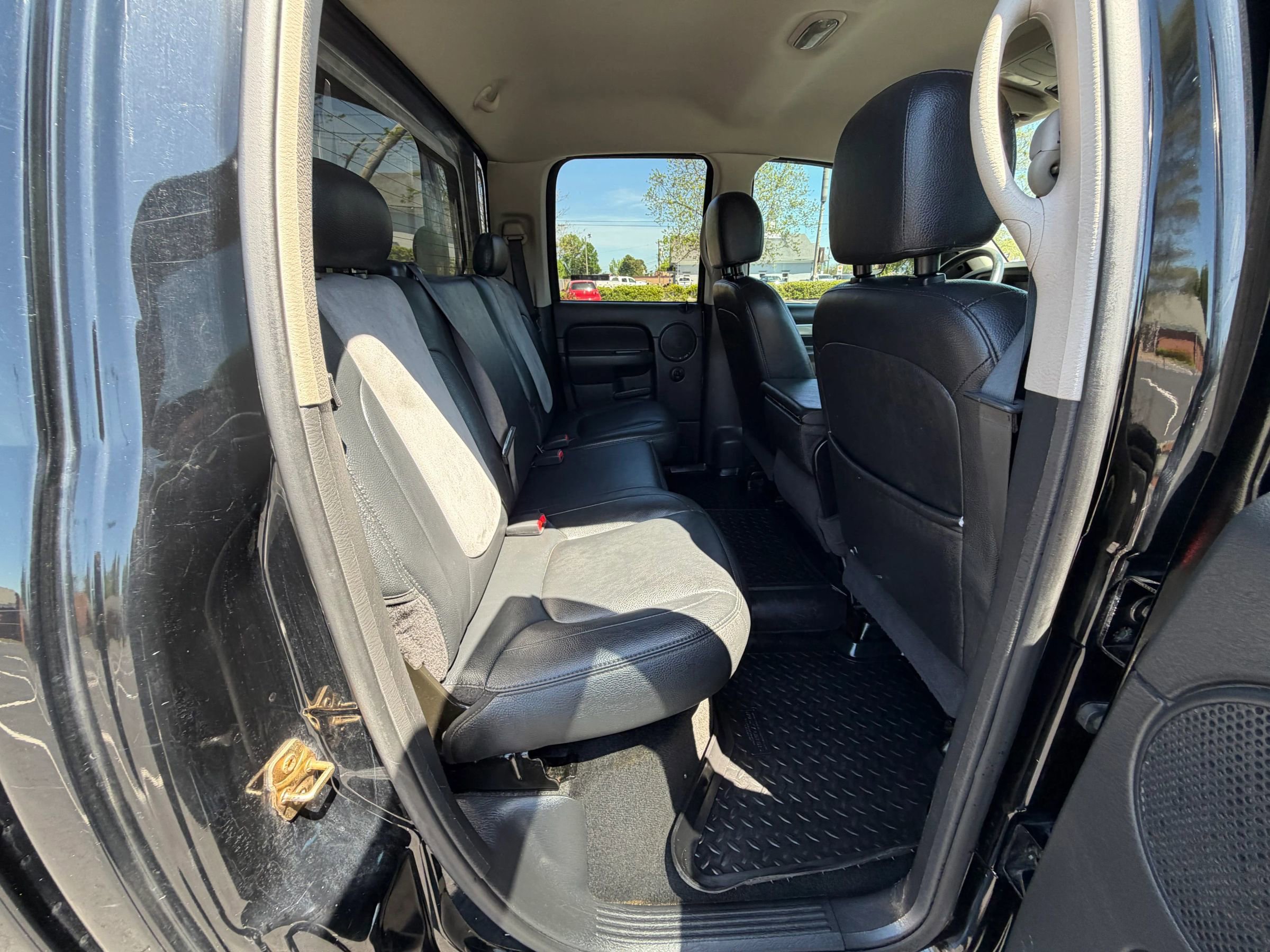 Used 2005 Dodge Ram 2500 Truck SLT image 20