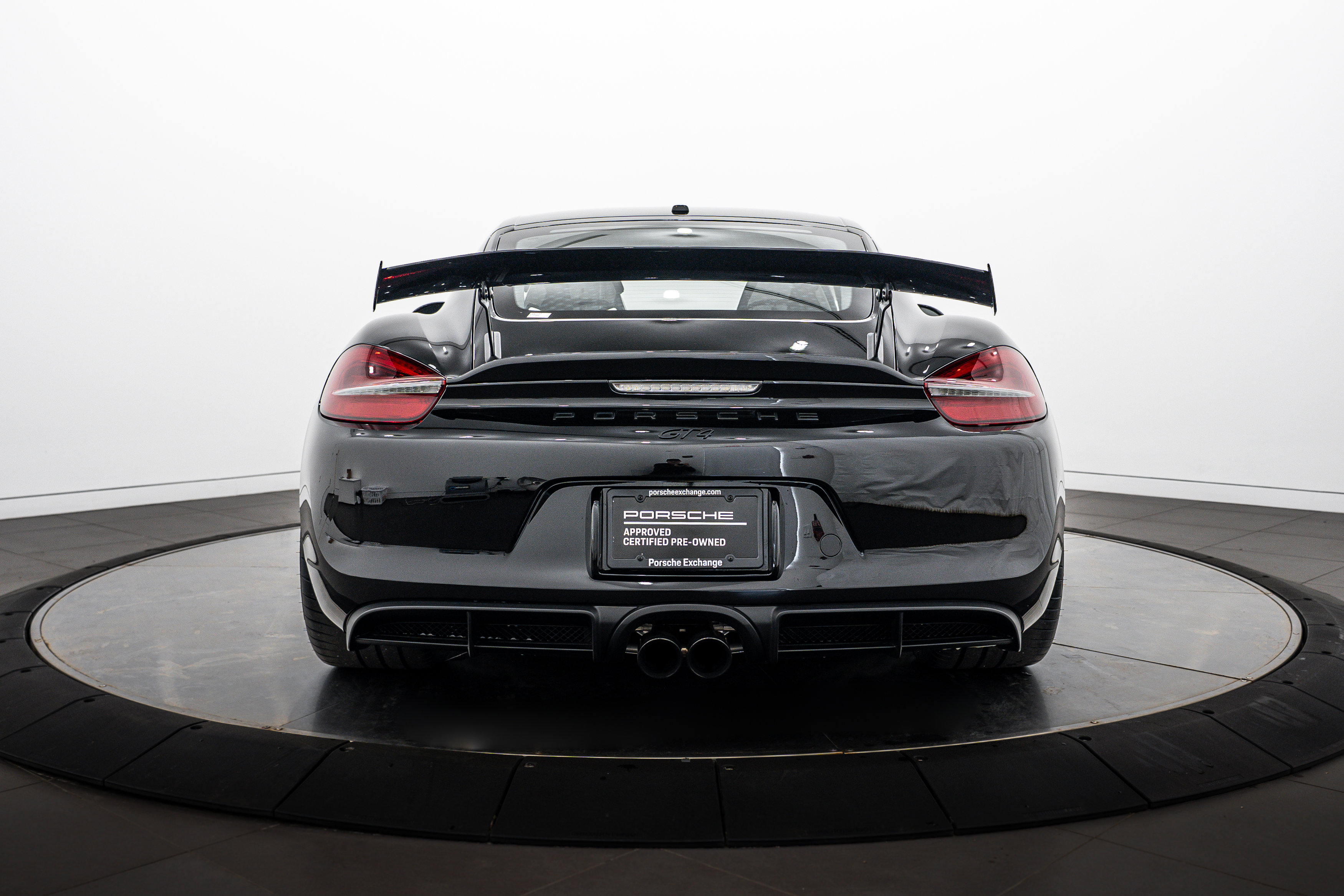 Certified 2016 Porsche Cayman GT4 RWD image 6