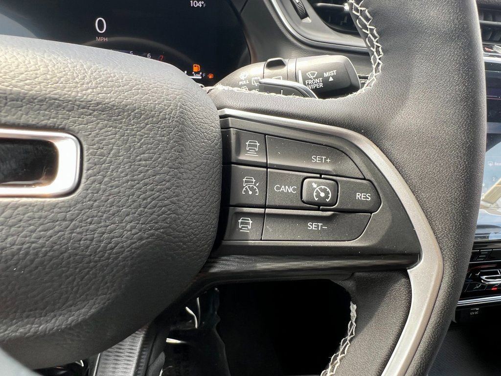 New 2025 Jeep Grand Cherokee L Altitude image 21