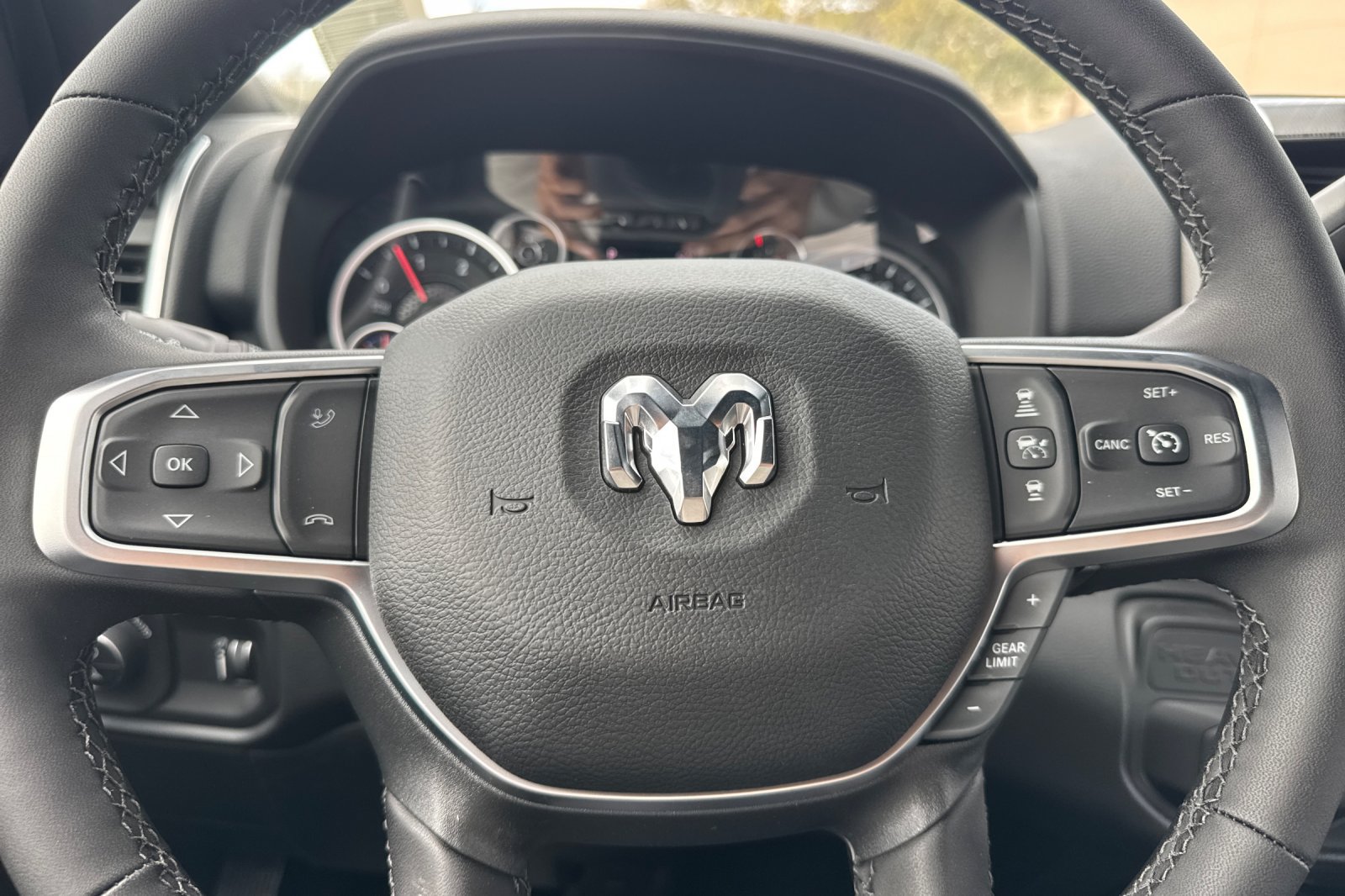 New 2027 RAM 3500 Big Horn AWD/4WD image 22
