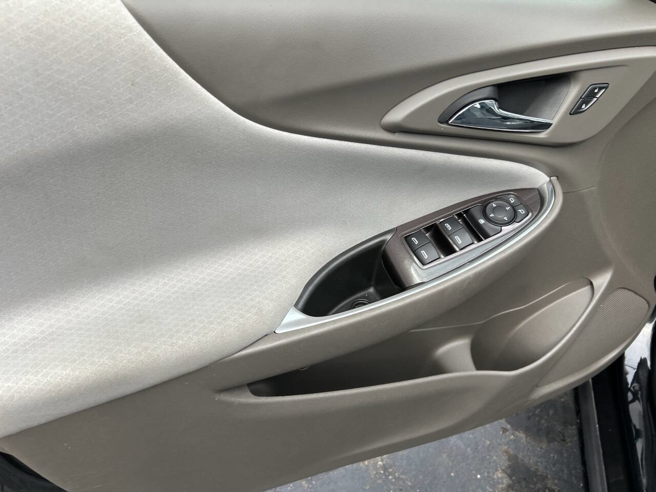 Used 2022 Chevrolet Malibu LT image 10