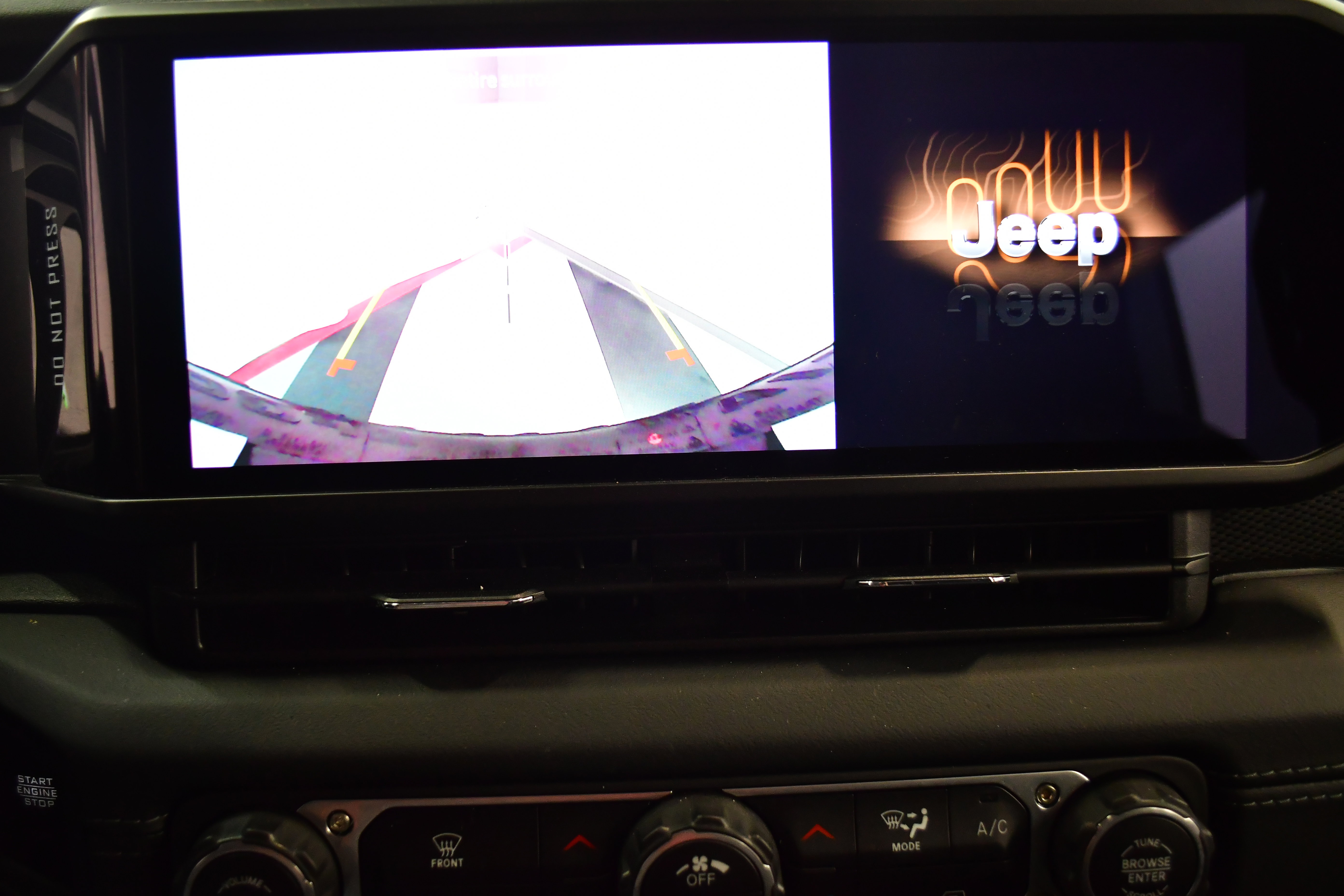 Used 2025 Jeep Wrangler Unlimited Rubicon 4xe image 24