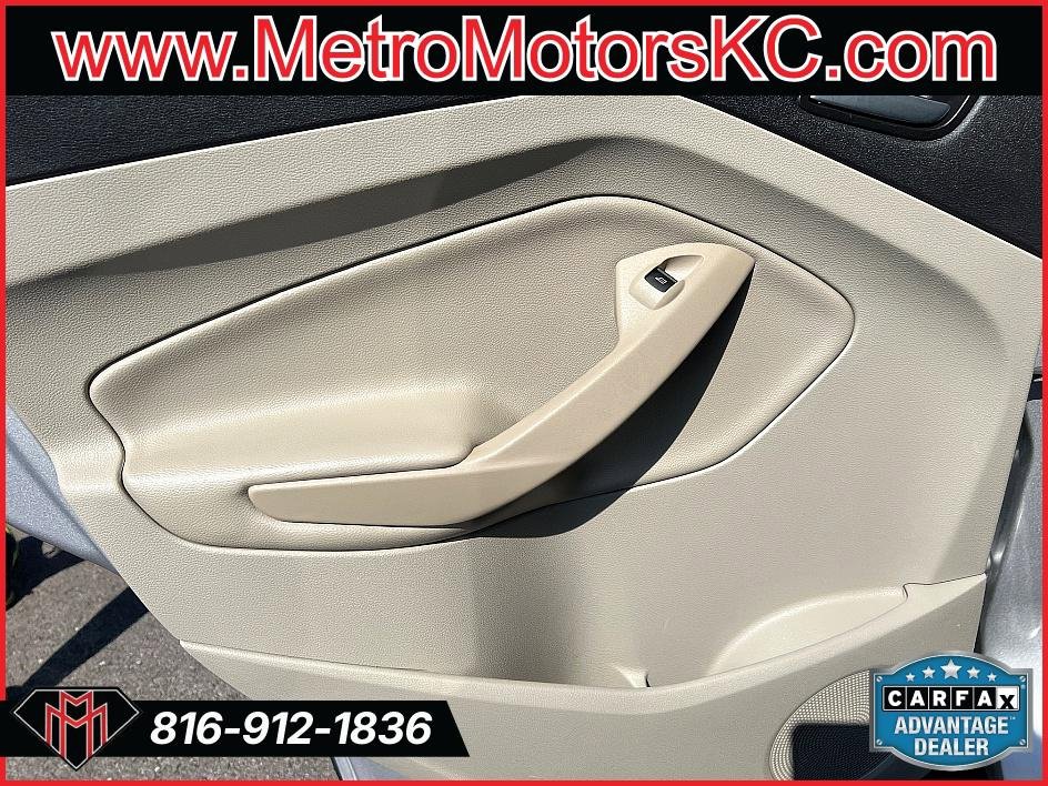 Used 2013 Ford Escape SE image 19