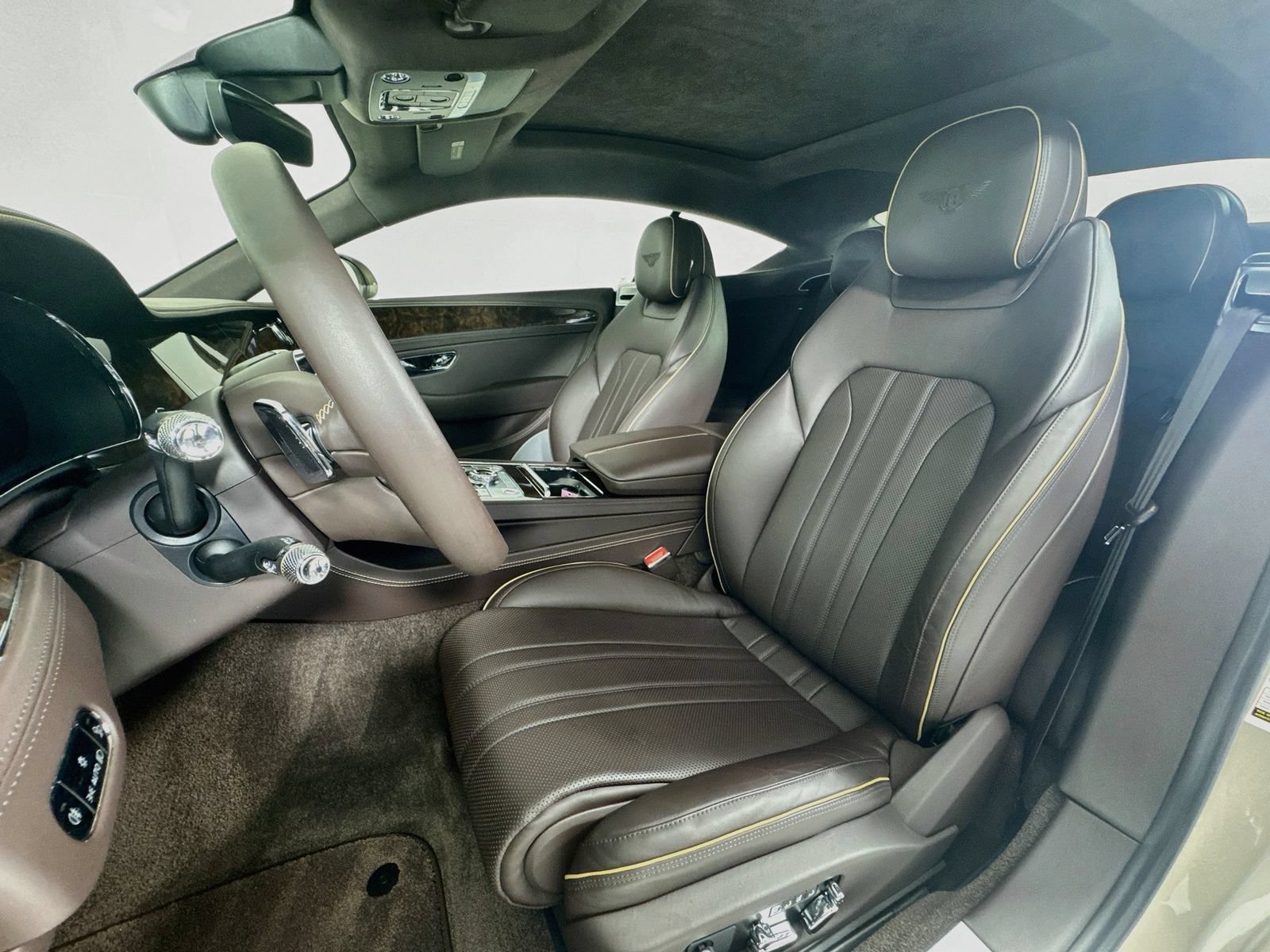 Certified 2023 Bentley Continental GT Mulliner AWD/4WD image 20