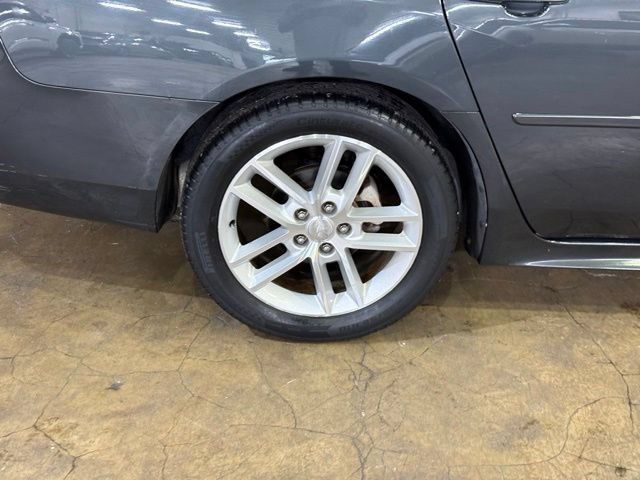 Used 2015 Chevrolet Impala LTZ FWD image 6