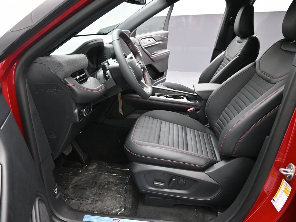 New 2026 Ford Explorer ST-Line w/ ST-Line Street Pack image 9