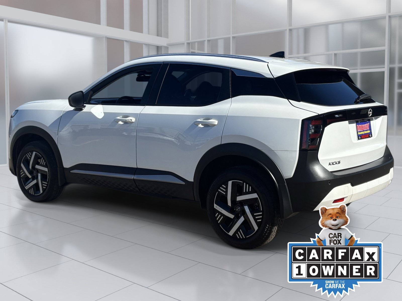 Certified 2026 Nissan Kicks SV FWD image 4