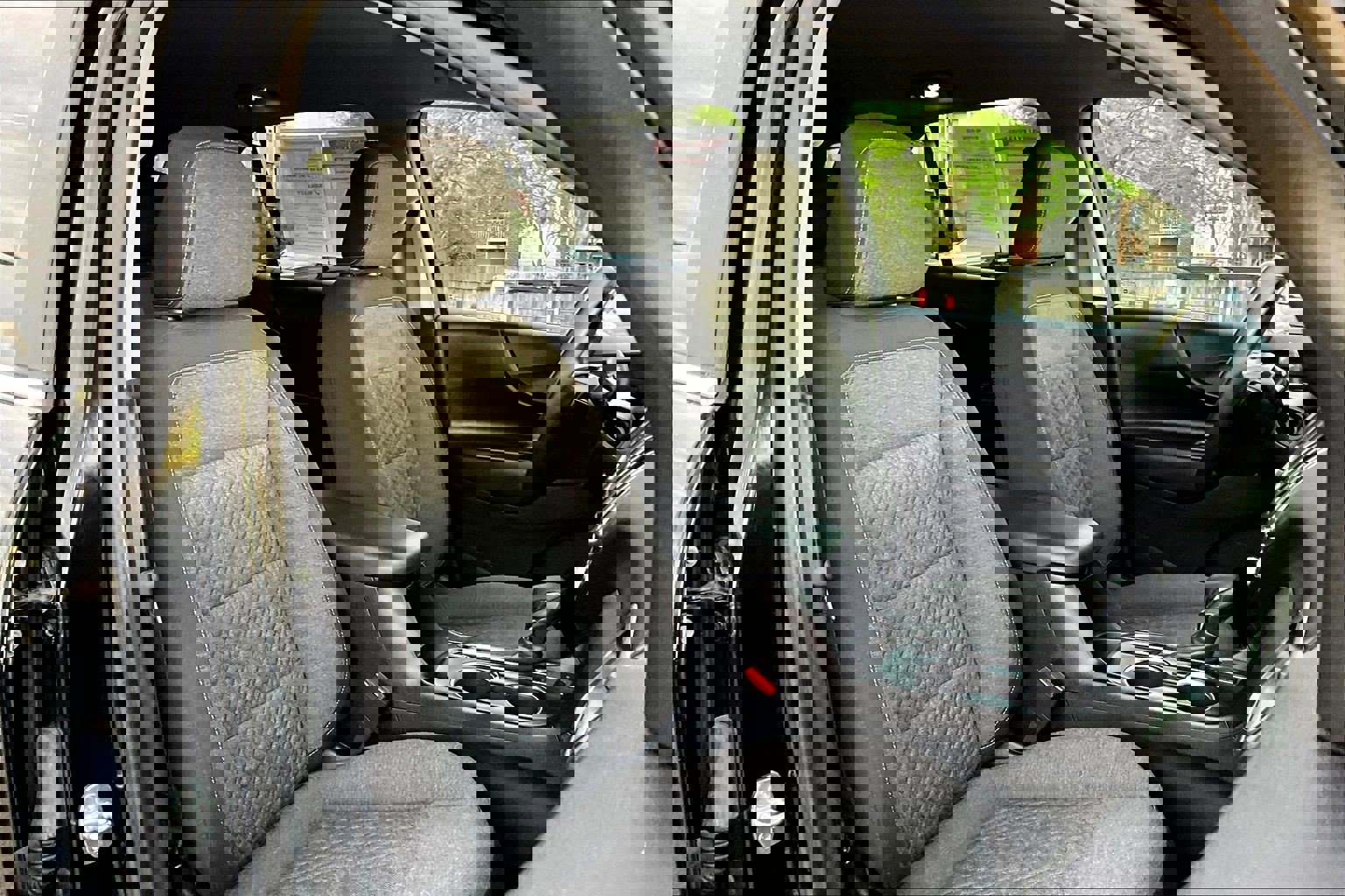 Used 2022 Chevrolet Equinox LT image 7