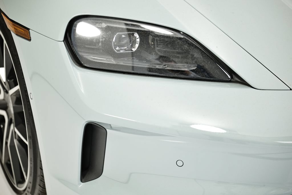 New 2026 Porsche Taycan RWD image 18