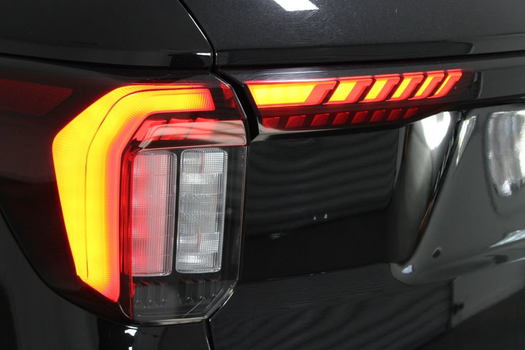 Used 2025 Ford Explorer ST image 64