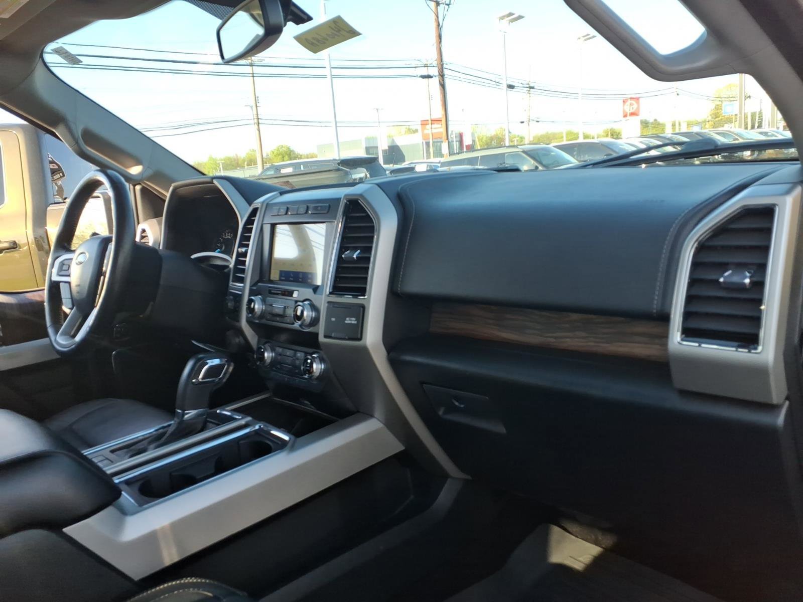 Used 2020 Ford F150 Lariat w/ Equipment Group 502A Luxury image 15