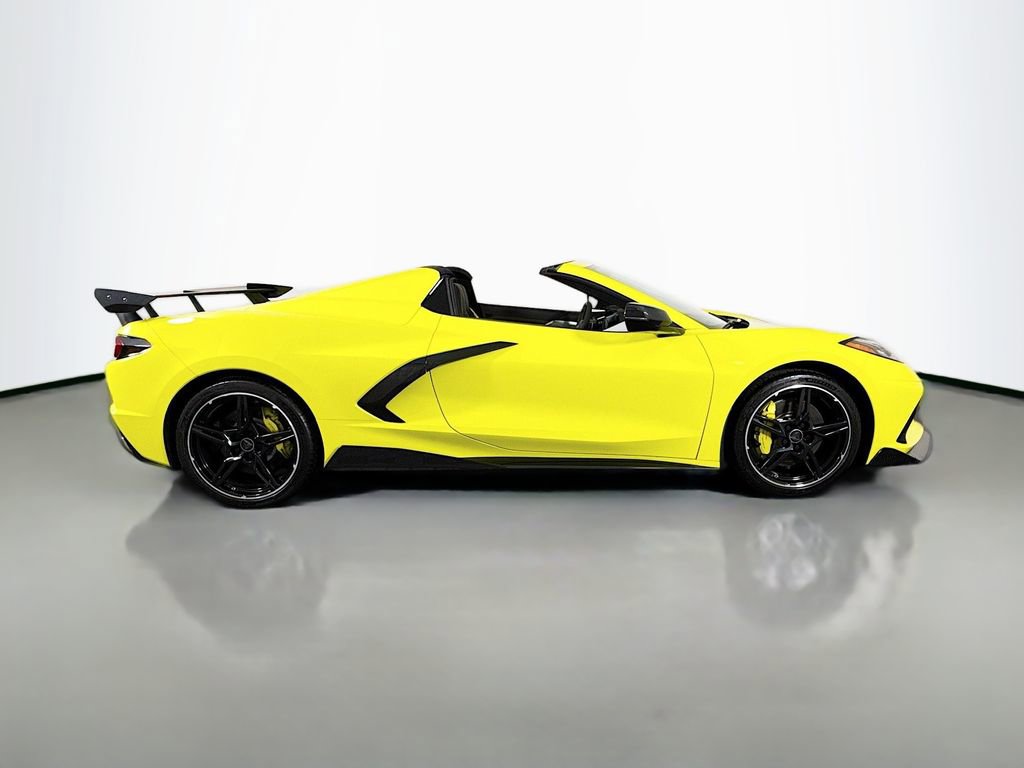 Used 2021 Chevrolet Corvette Stingray Premium Conv w/ Z51 Performance Package image 8