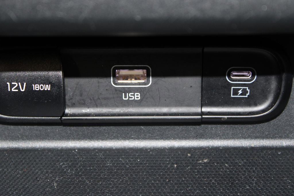 Used 2025 Kia Seltos S image 31