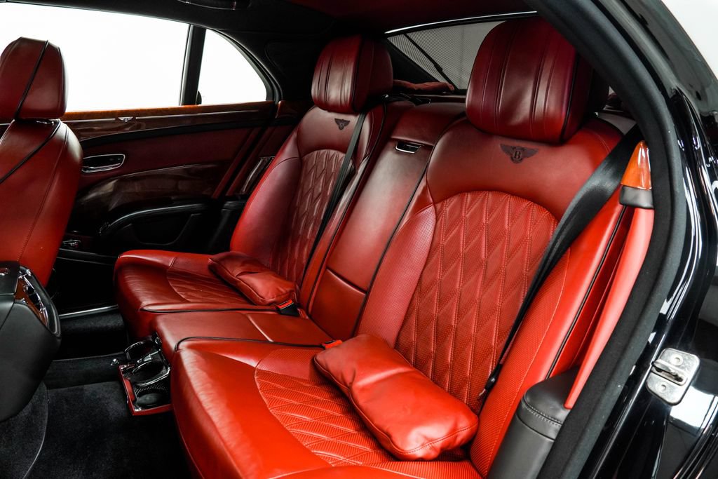 Used 2018 Bentley Mulsanne RWD image 17