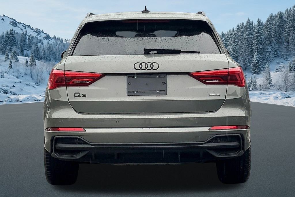New 2025 Audi Q3 2.0T Premium image 4