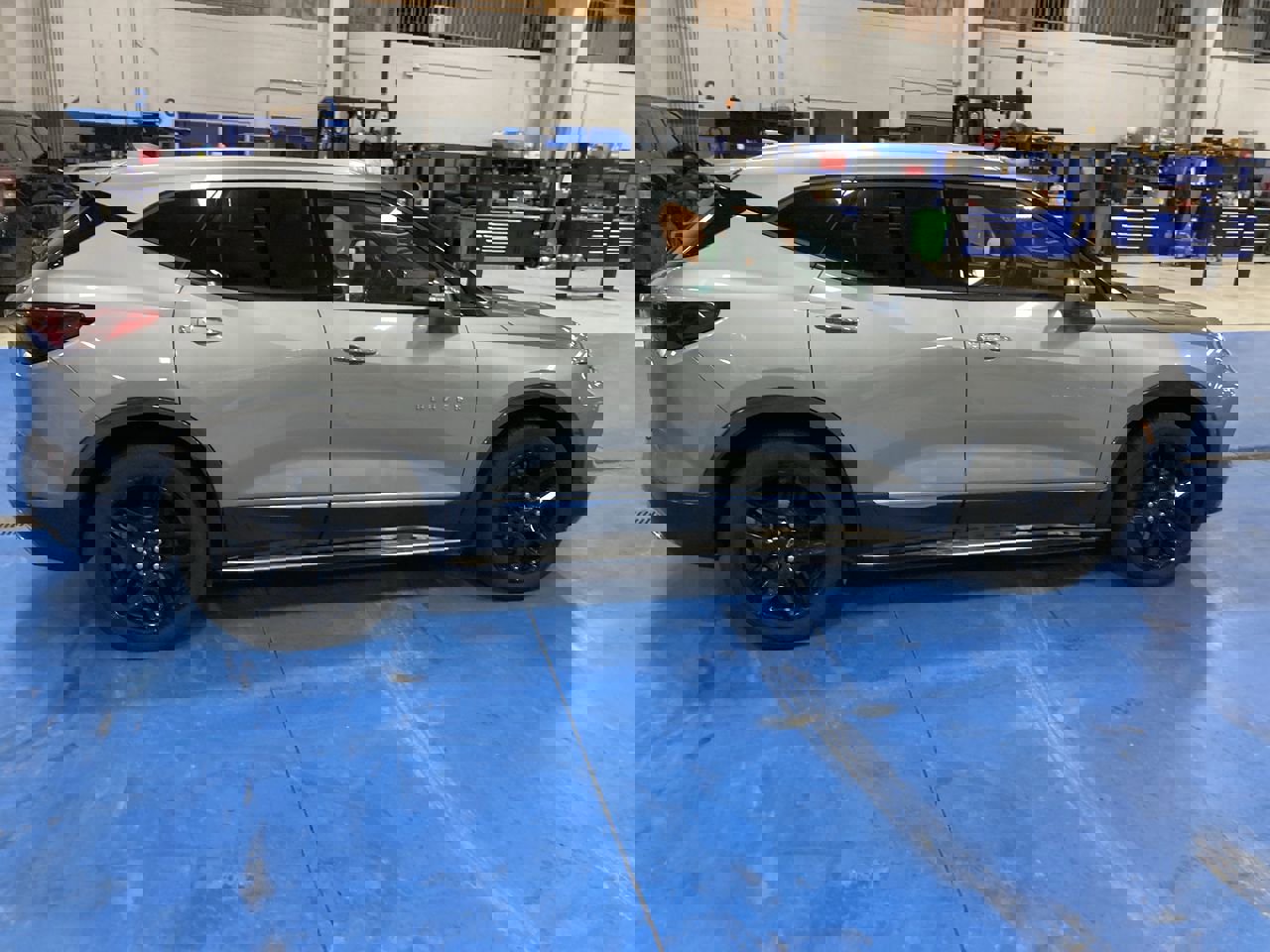 Used 2023 Chevrolet Blazer Premier w/ Driver Confidence II Package image 8