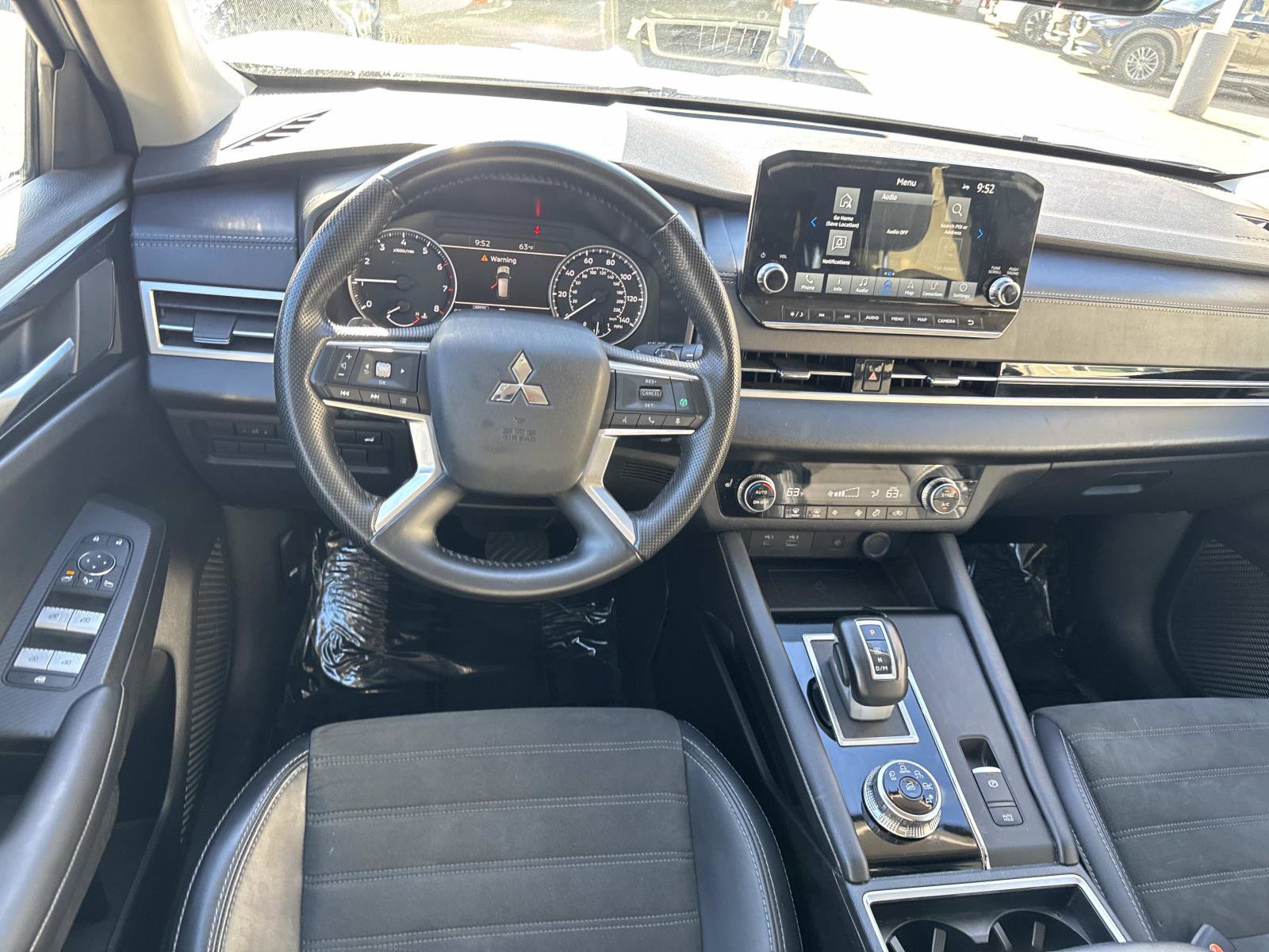 Used 2024 Mitsubishi Outlander FWD image 6