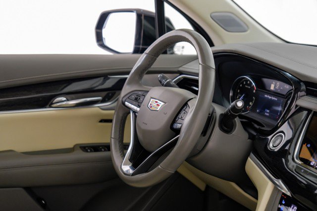 Used 2023 Cadillac XT6 Premium Luxury AWD/4WD image 11