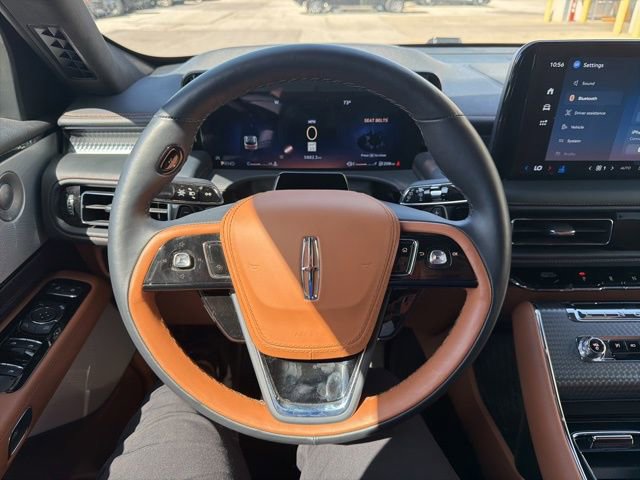 Certified 2025 Lincoln Aviator Black Label AWD/4WD image 26