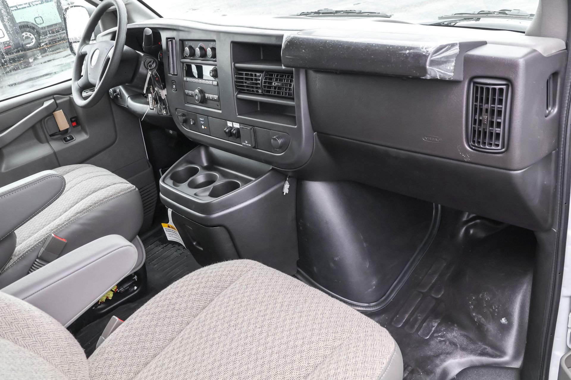 New 2025 Chevrolet Express 3500 w/ Power Convenience Package RWD image 34