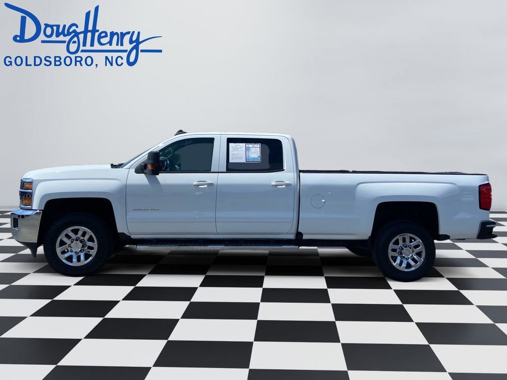 Used 2019 Chevrolet Silverado 3500 LT w/ LT Fleet Convenience Package AWD/4WD image 2