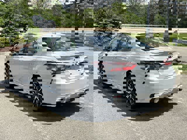 Used 2024 Toyota Camry SE FWD image 20