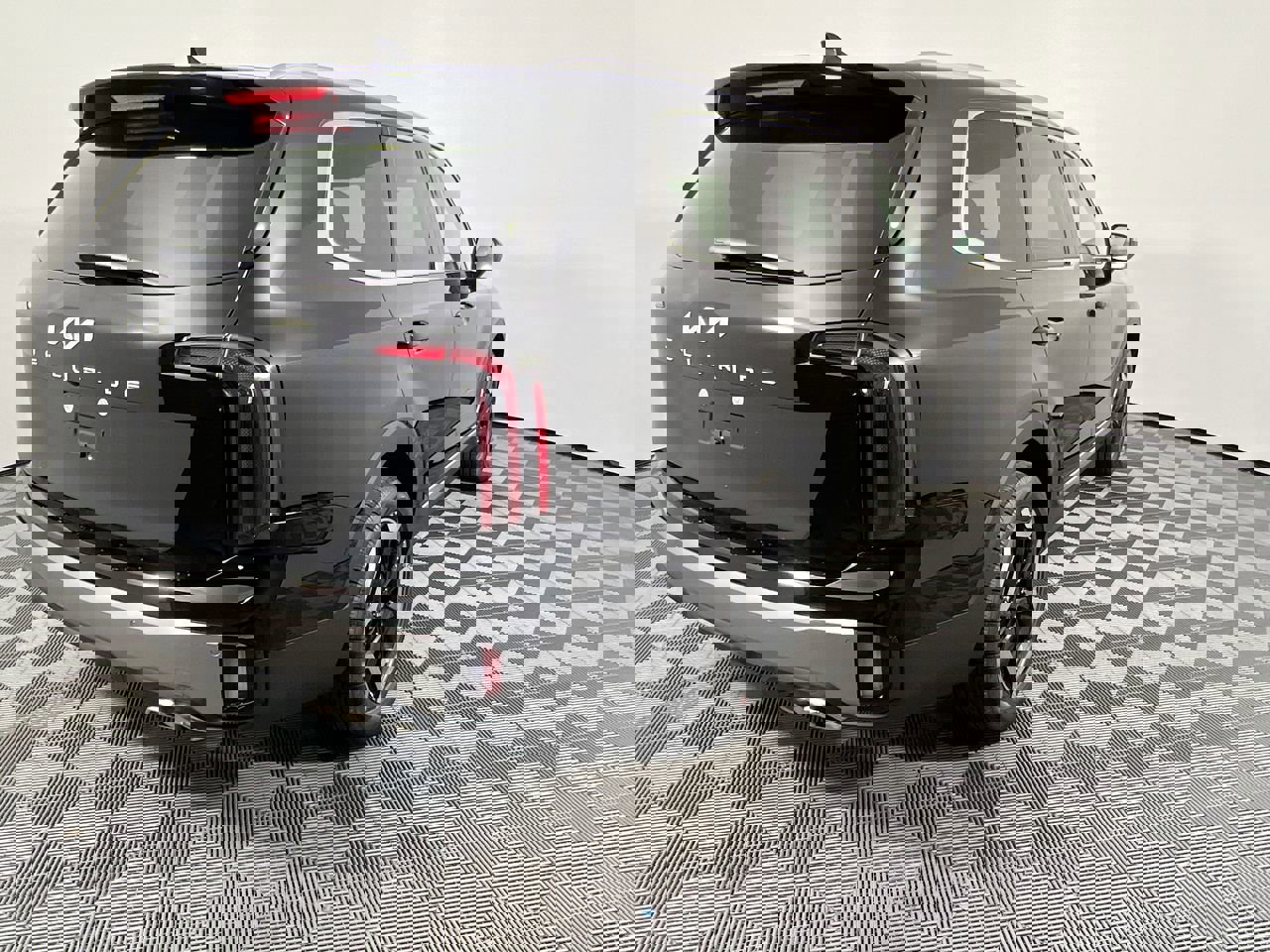 Used 2025 Kia Telluride EX w/ EX Captain's Chair Package image 3