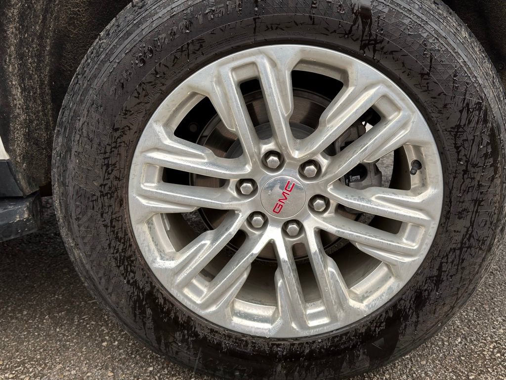 Used 2024 GMC Yukon SLT AWD/4WD image 24