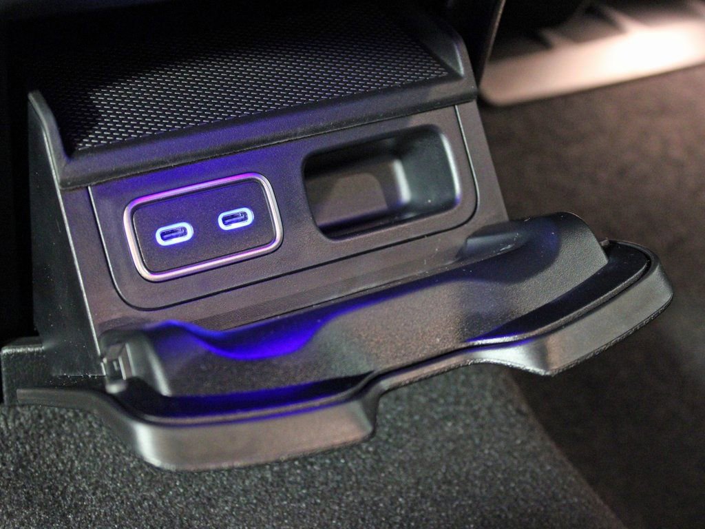 Certified 2026 Mercedes-Benz GLS 450 4MATIC image 31
