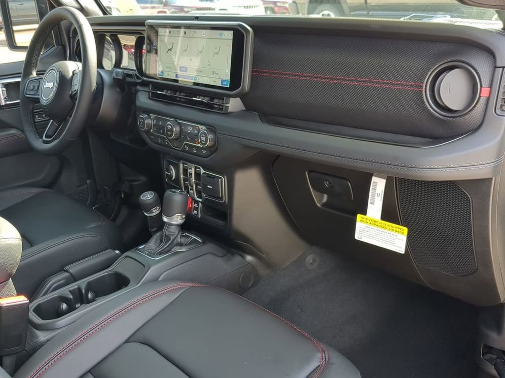 New 2026 Jeep Wrangler Sahara image 32