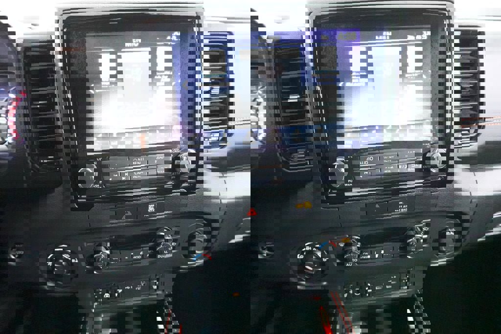 Used 2023 Nissan Frontier PRO-4X w/ Pro-4X Premium Package image 15