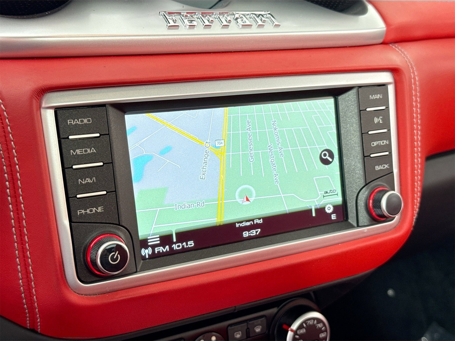 Certified 2017 Ferrari California T image 13