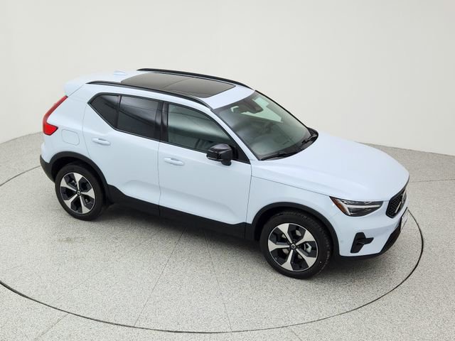 New 2026 Volvo XC40 B5 Plus w/ Protection Package Premier image 14