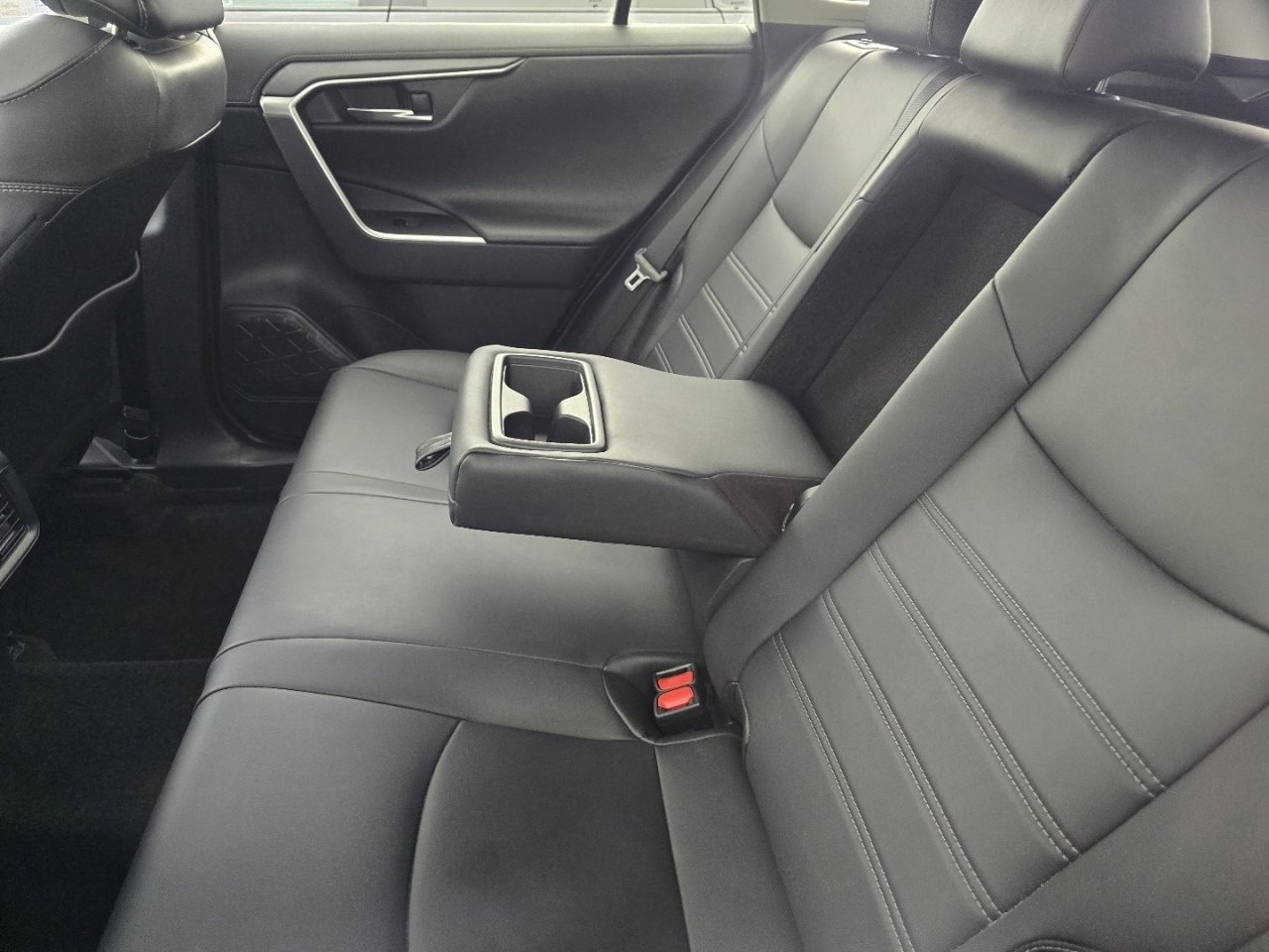 Used 2019 Toyota RAV4 Limited w/ All Weather Liner Package AWD/4WD image 23