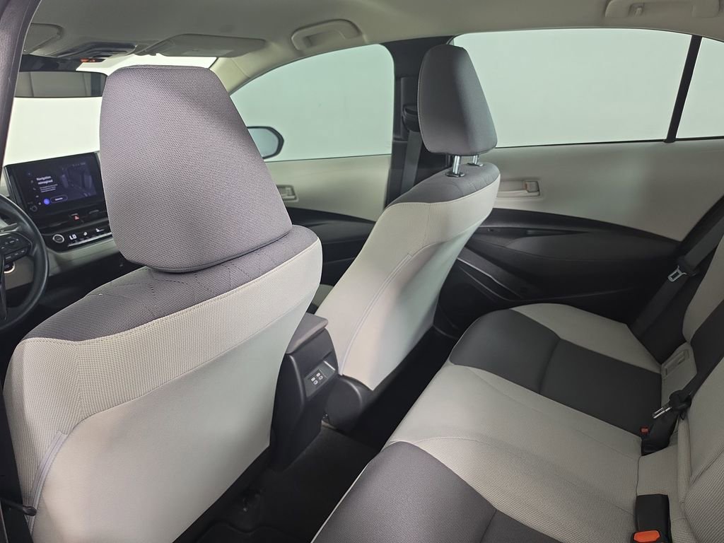 Used 2023 Toyota Corolla LE w/ LE Convenience Package FWD image 28