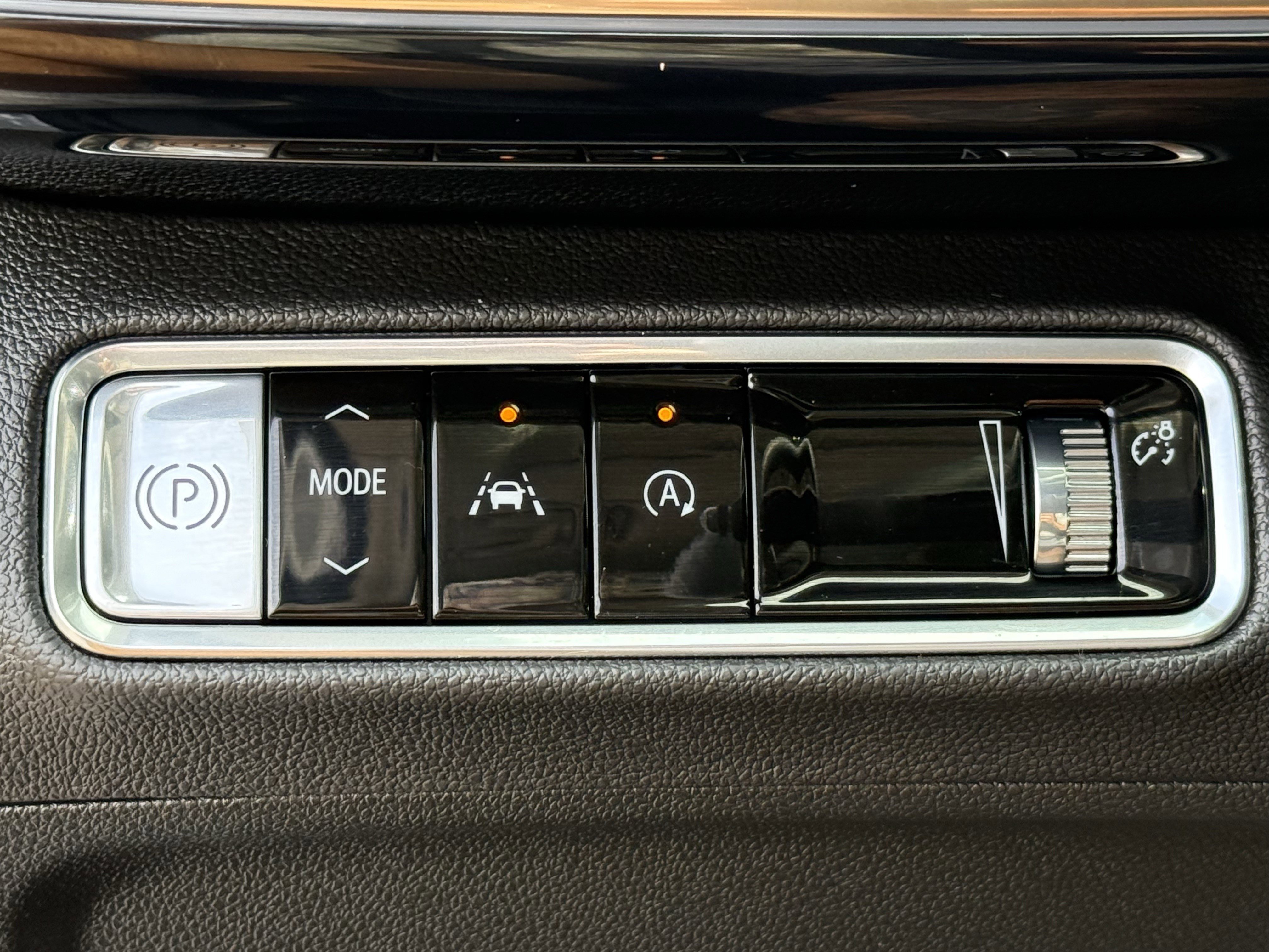 Used 2024 Buick Envision Avenir image 24