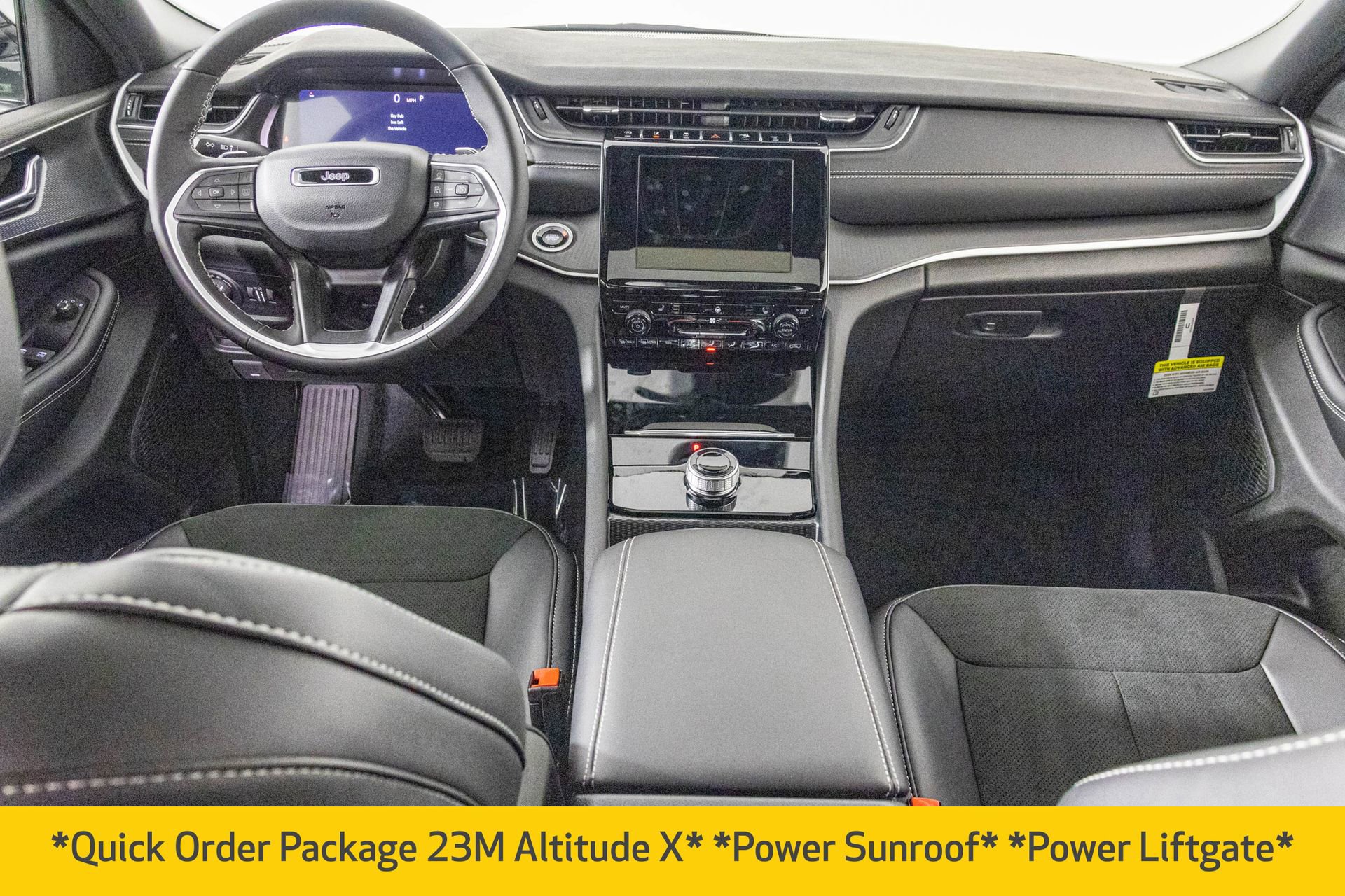 New 2025 Jeep Grand Cherokee L Altitude image 4