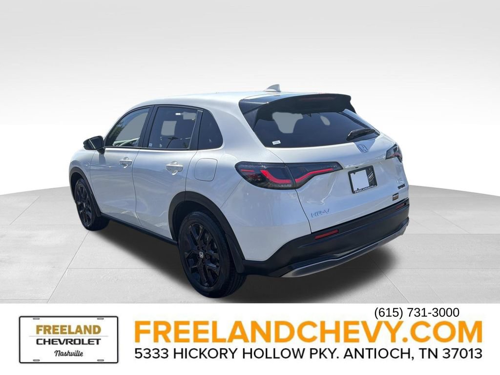 Used 2025 Honda HR-V Sport image 5