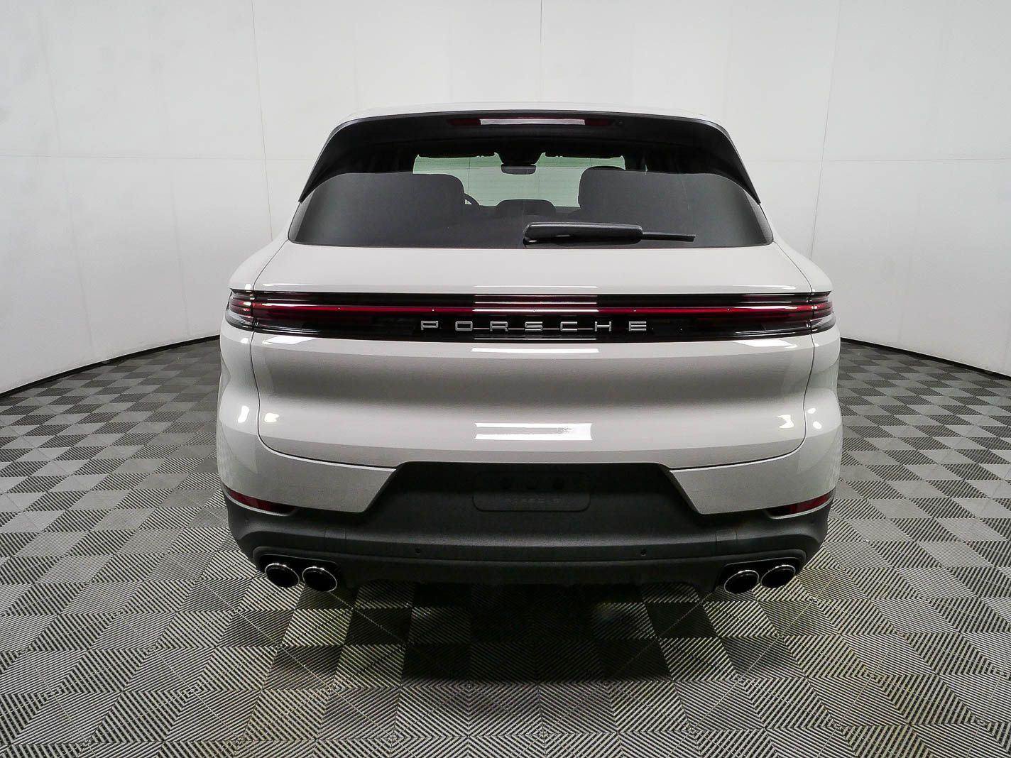 New 2026 Porsche Cayenne AWD/4WD image 31