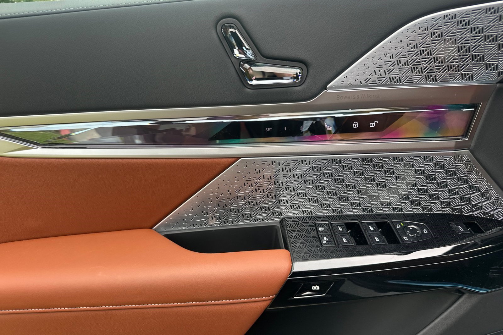 New 2026 BMW i7 M70 AWD/4WD image 9
